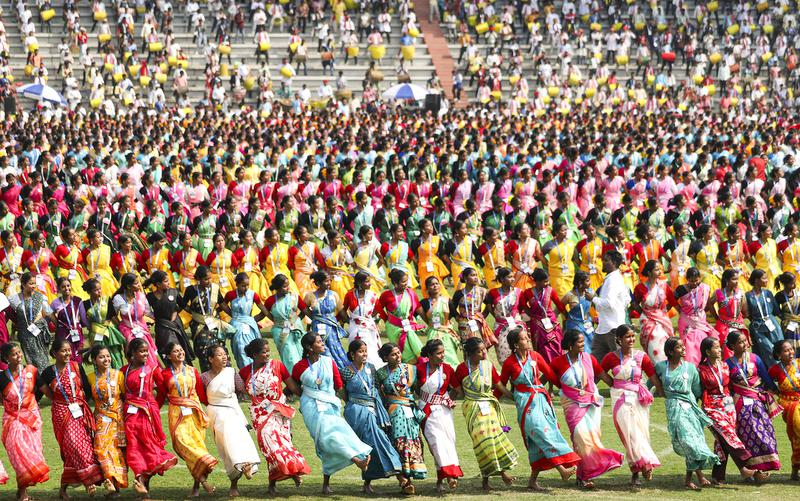 Jhumoir Binandini Dance